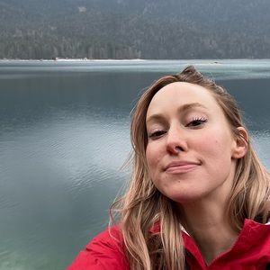 Meet your Posher, Devin